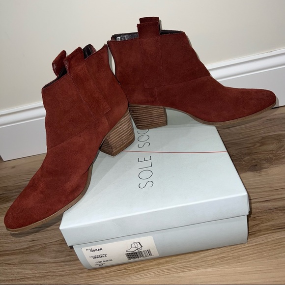 🔴 SOLD 🔴 SOCIETY OSKAR MARSALA COW SUEDE ANKLE BOOTS SHOES 8.5 EUC - Picture 5 of 10